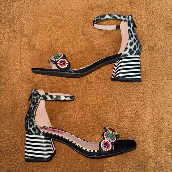 Betsey Johnson Gabie Jewel Embellished Block Heel Sandals – Size 8M - Picture 8 of 10